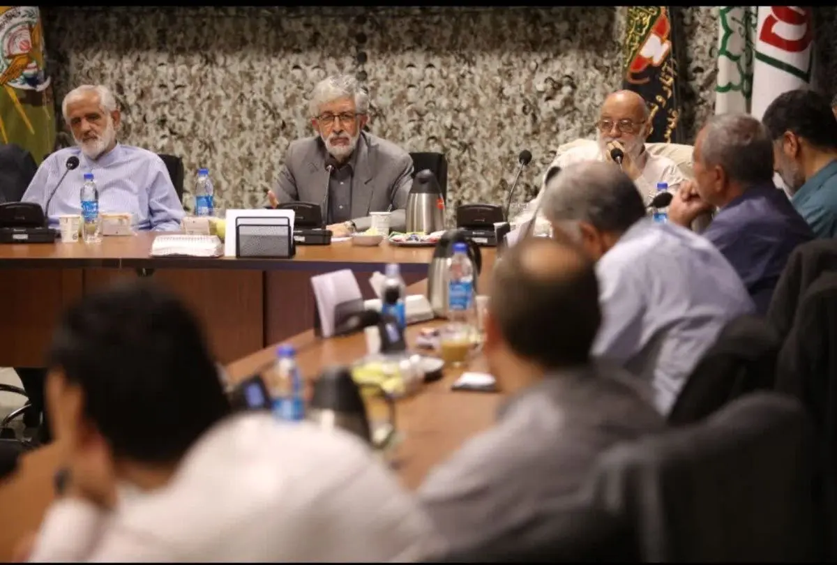 هر فردی ماهیت انقلاب را بشناسد از اغتشاشات اخیر غافلگیر نمیشود