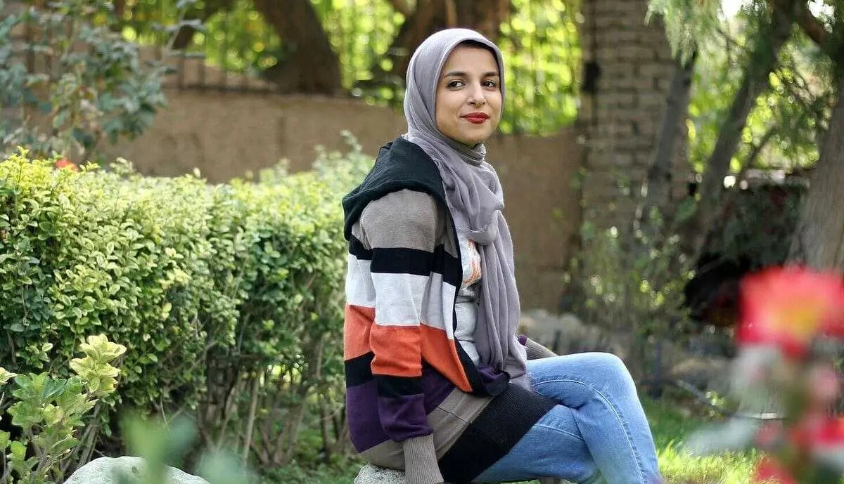 زینب موسوی طنزپرداز به ۲ سال حبس محکوم شد