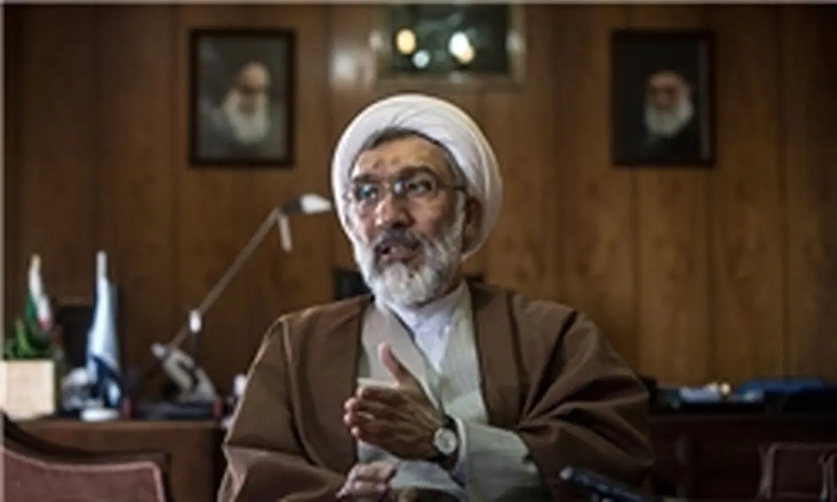 در مباحث حقوقی کم کاری داریم