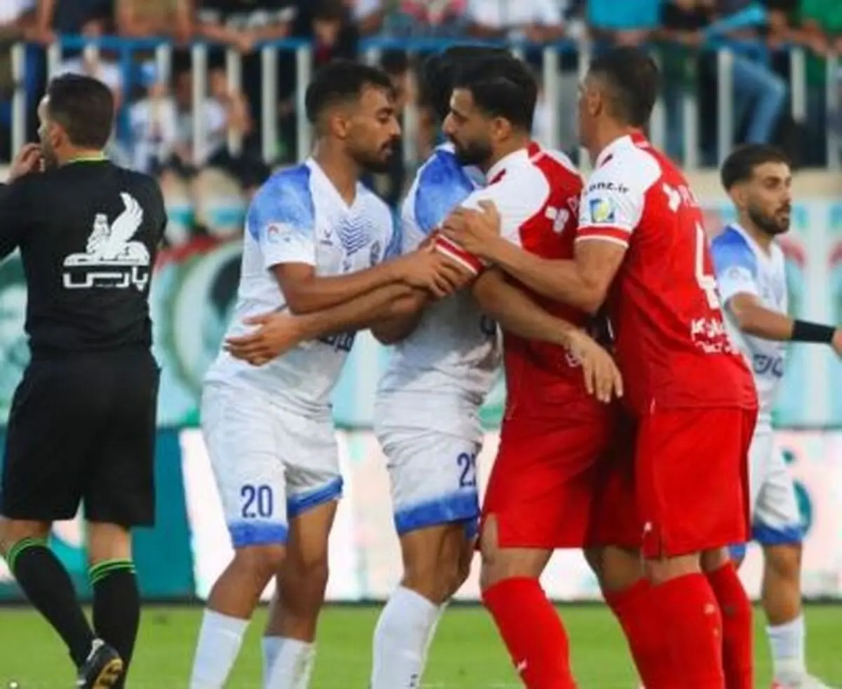 اخبار پرسپولیس| داور دیدار پرسپولیس - ملوان این اشتباه را پذیرفت
