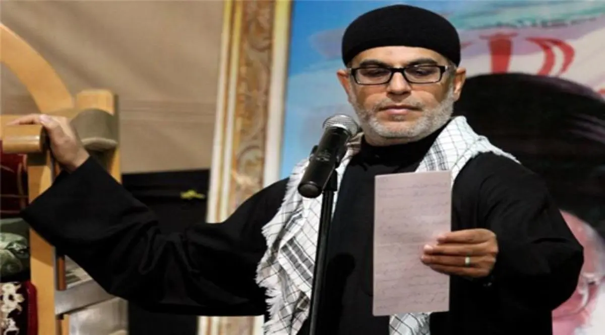 مداح مشهور در کفشداری حرم امام حسین (ع)/ عکس