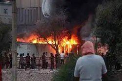 معترضان به ساختمان استانداری بصره حمله ور شدند