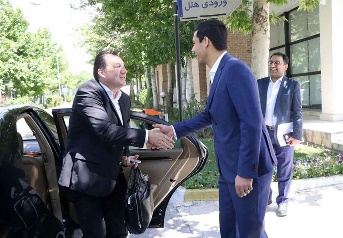 توضیحات یک عضو فدراسیون فوتبال درباره قرارداد ویلموتس