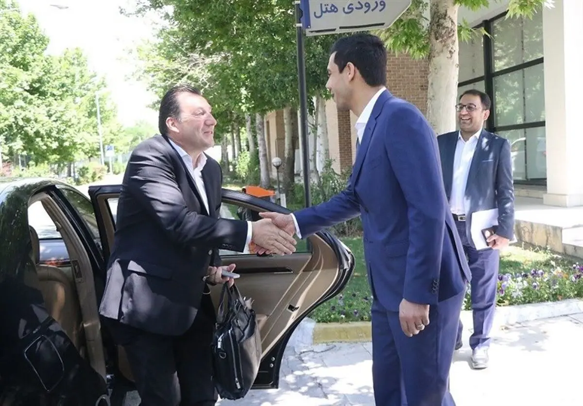 توضیحات یک عضو فدراسیون فوتبال درباره قرارداد ویلموتس