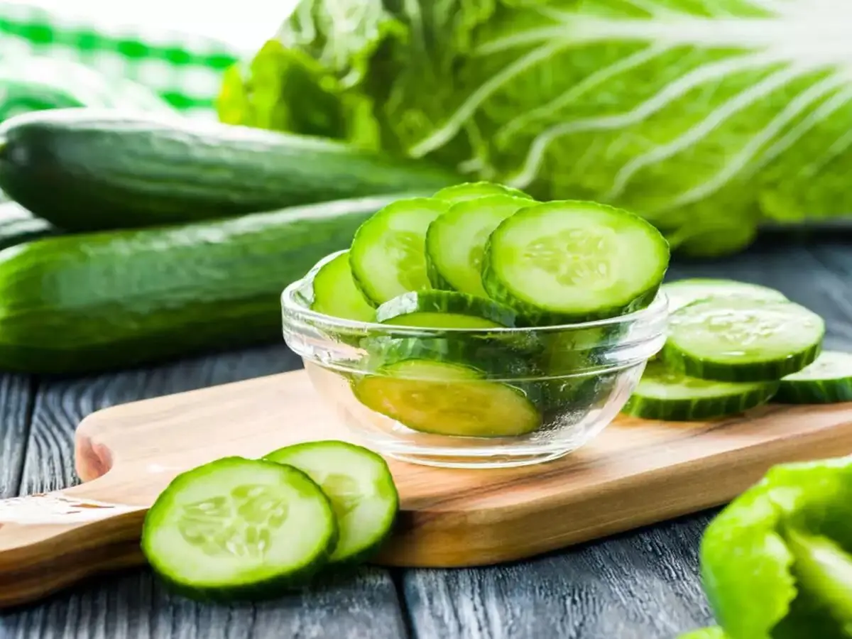 
بهترین میوه برای خشکی و بوی بد دهان