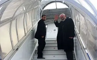 ظریف و دهقان پس از رایزنی‌های سه‌جانبه و دوجانبه مسکو را به مقصد تهران ترک کردند /عکس
