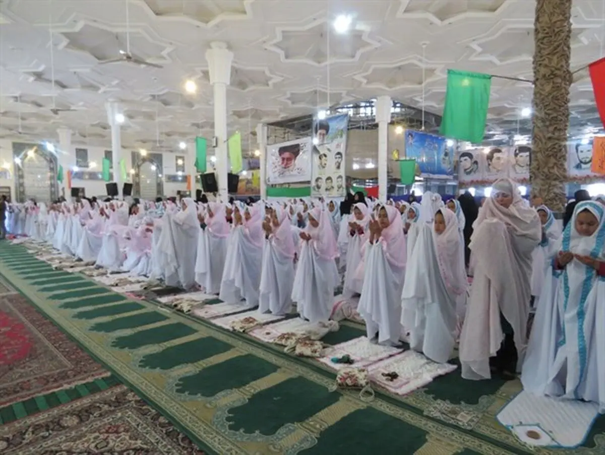 جشن تکلیف 1200 دانش آموز دختر در تربت جام برگزار شد