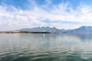 تغییر رنگ دریاچه ارومیه