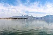 تغییر رنگ دریاچه ارومیه