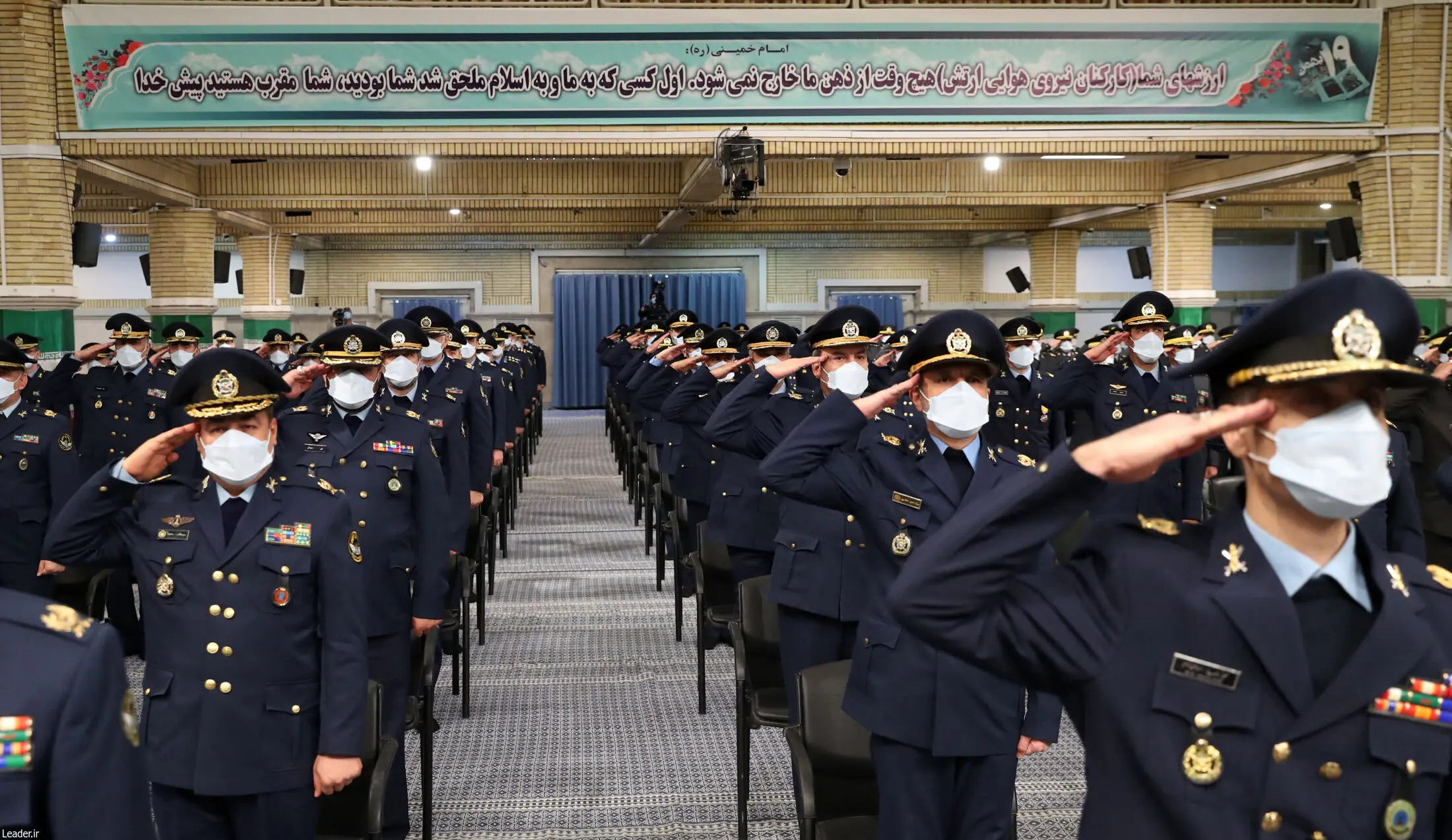 دیدار جمعی از فرماندهان نیروی هوایی و پدافند هوایی ارتش با رهبر معظم انقلاب/گزارش تصویری