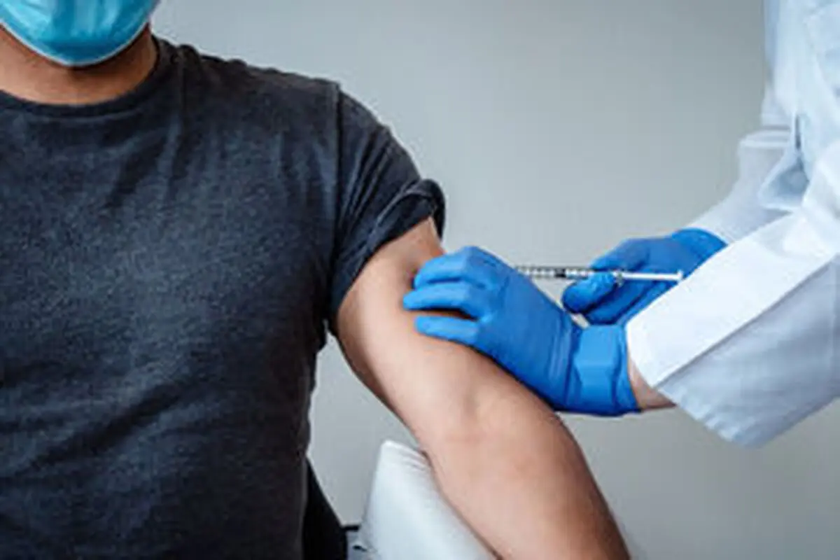 نباید عوارض خطرناک کرونا را به عوارض نزدن واکسن ترجیح داد
