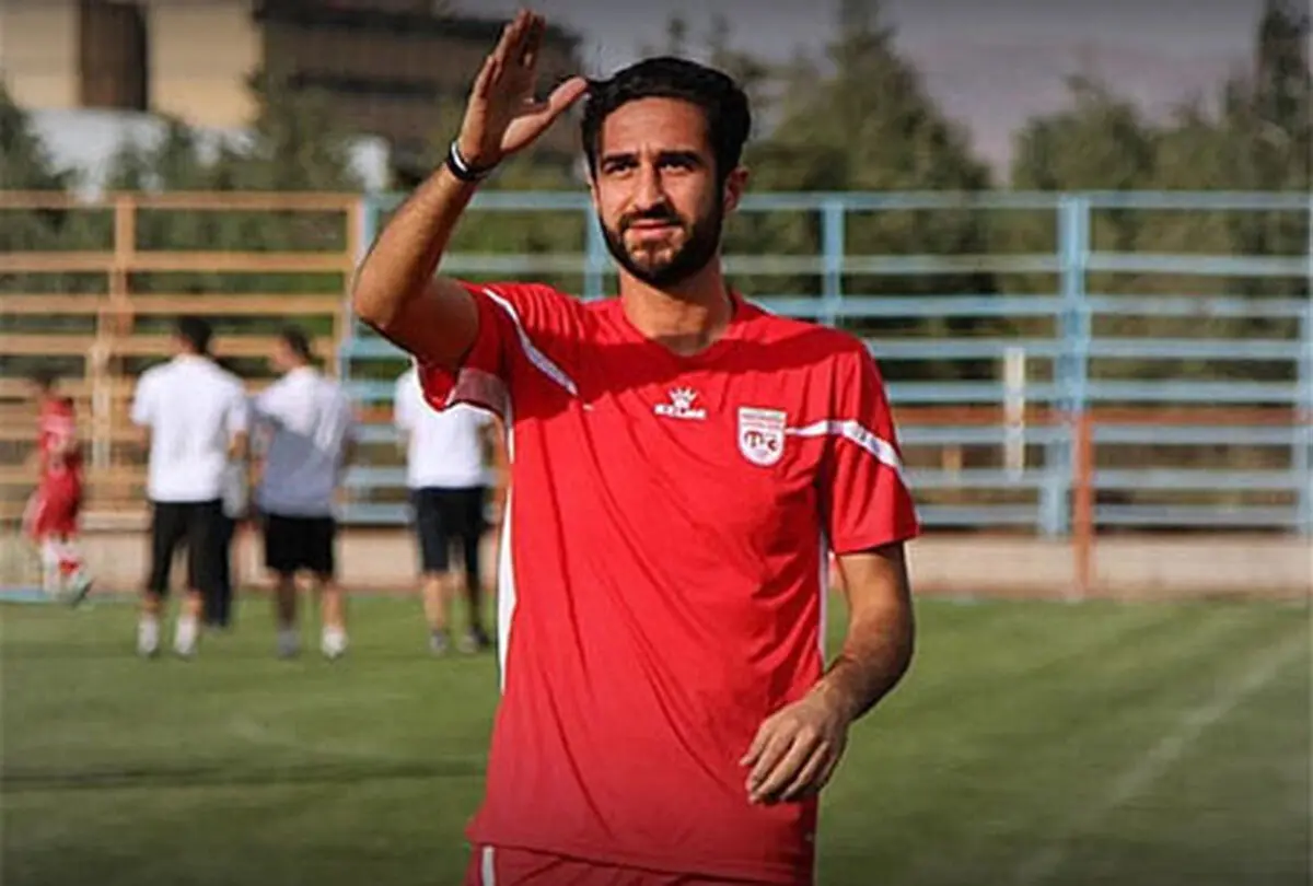 دست گل محمدی خالی ماند