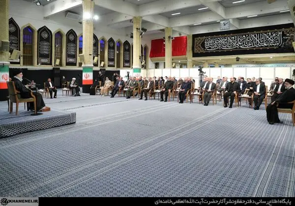 دیدار رئیس‌جمهور و اعضای هیئت دولت با رهبر معظم انقلاب/گزارش تصویری