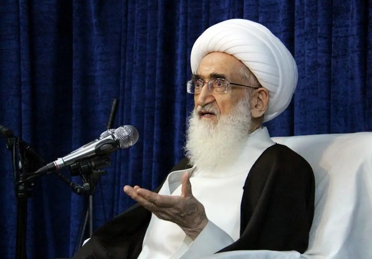 بارها تأکید کردهایم که اخذ دیرکرد توسط بانکها حرام است