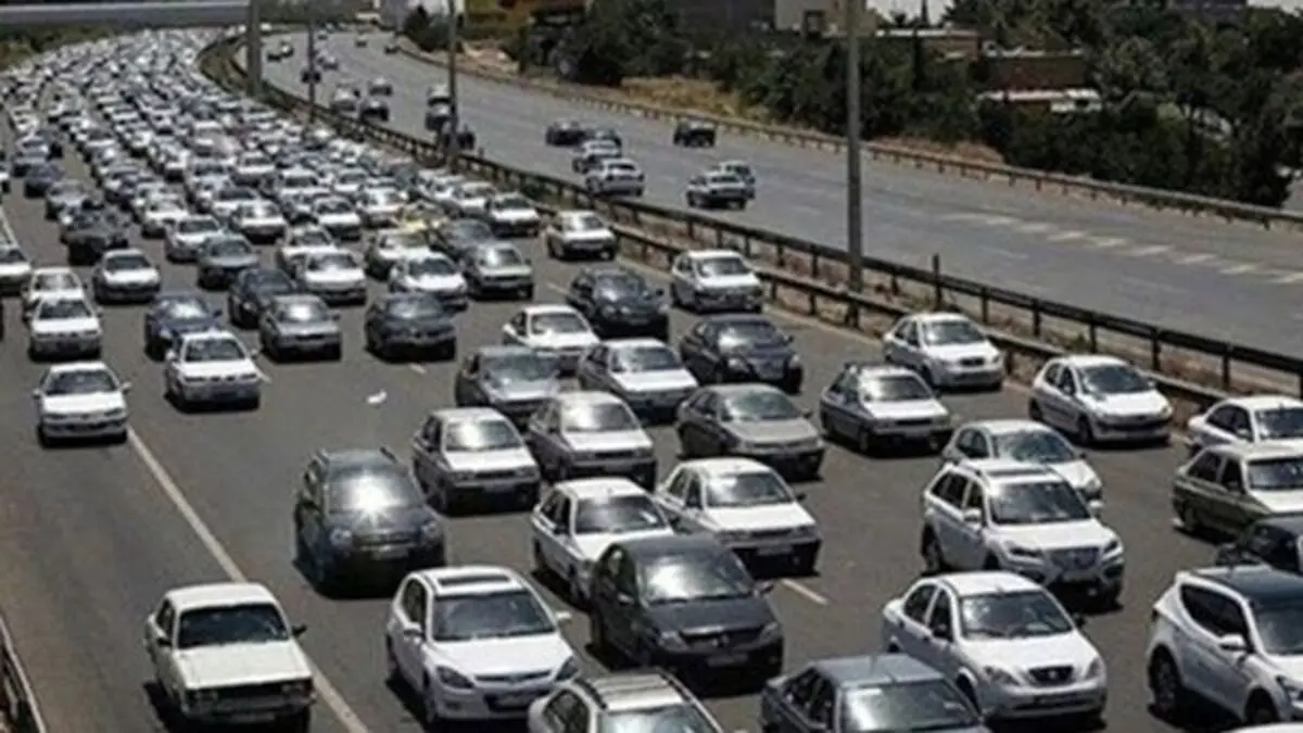 تردد در محوهای خروجی پایتخت افزایشی است
