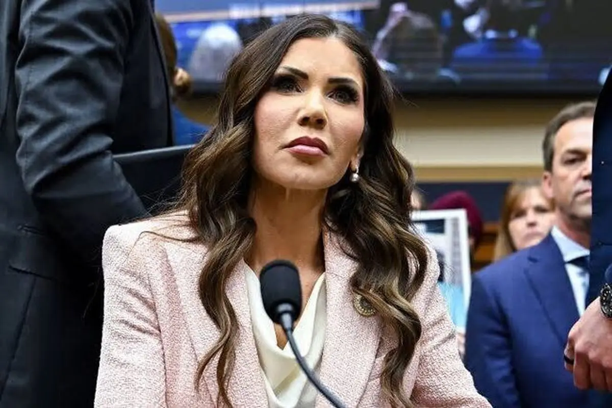 وزیر جنجالی آمریکا برکنار شد