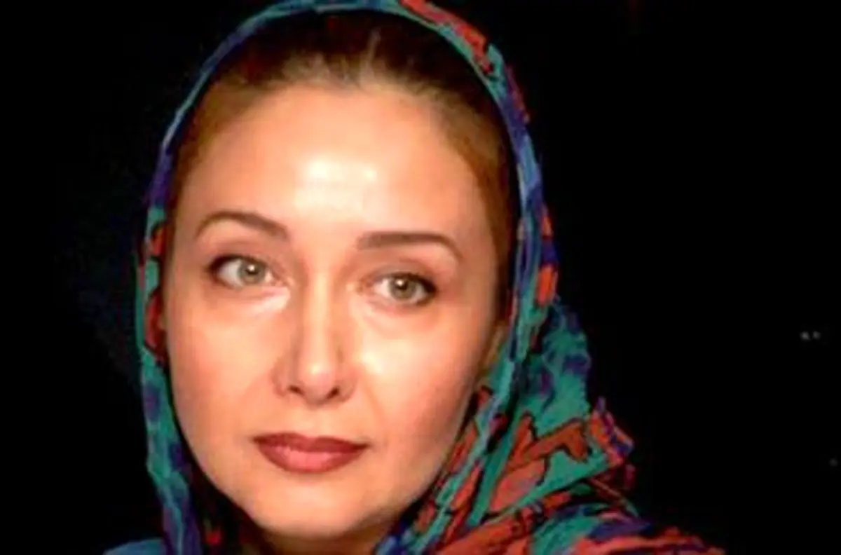 کتایون ریاحی سرانجام به فکر انتشار داستانهایش افتاد