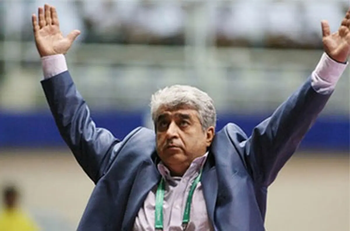کنایه سرمربی سابق تیم ملی به خانم بازیگر
