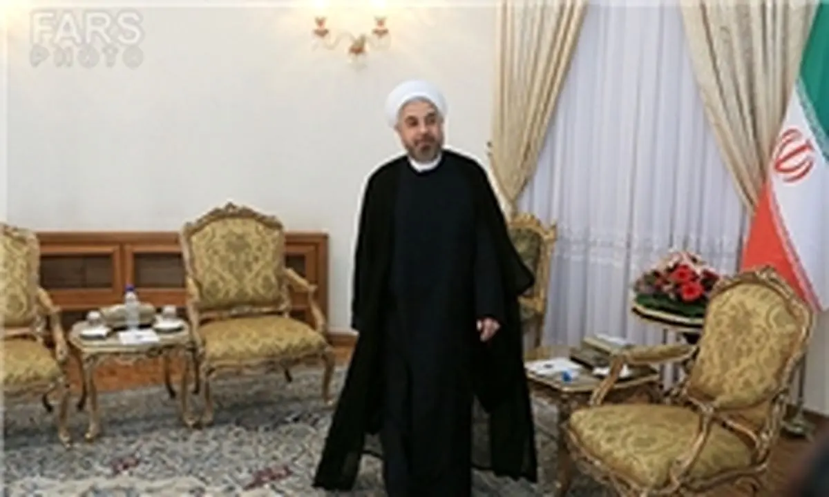 حضور روحانی در جلسه استیضاح وزیر علوم