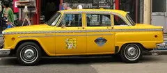 چرا رنگ تاکسی‌ها «زرد» است؟