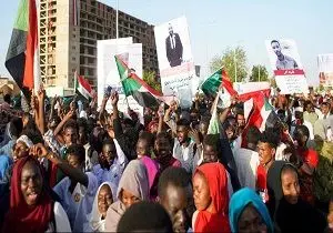 سودانی‌ها هواپیمای سعودی را متوقف کردند