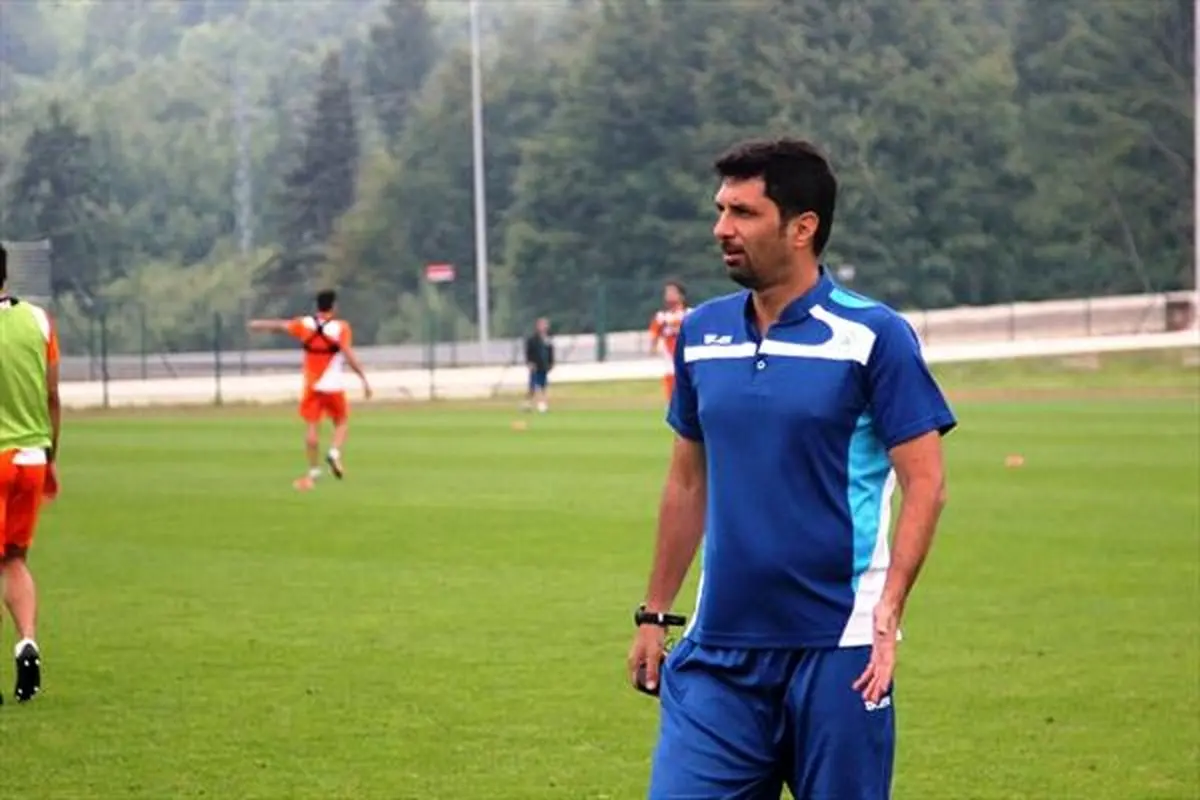 حسینی از ذوب آهن جدا شد