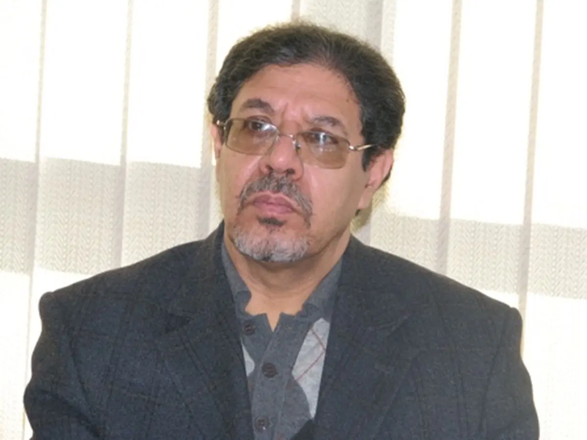 آسیب شبکه های اجتماعی به زبان فارسی