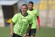 انتقاد شدید آقای گل سابق پرسپولیس؛ چرا باید سیدجلال حسینی محروم شود؟