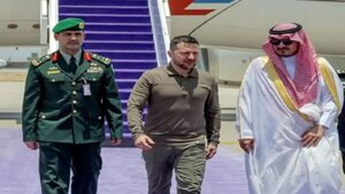 سفر غیرمنتظره زلنسکی به این کشور 