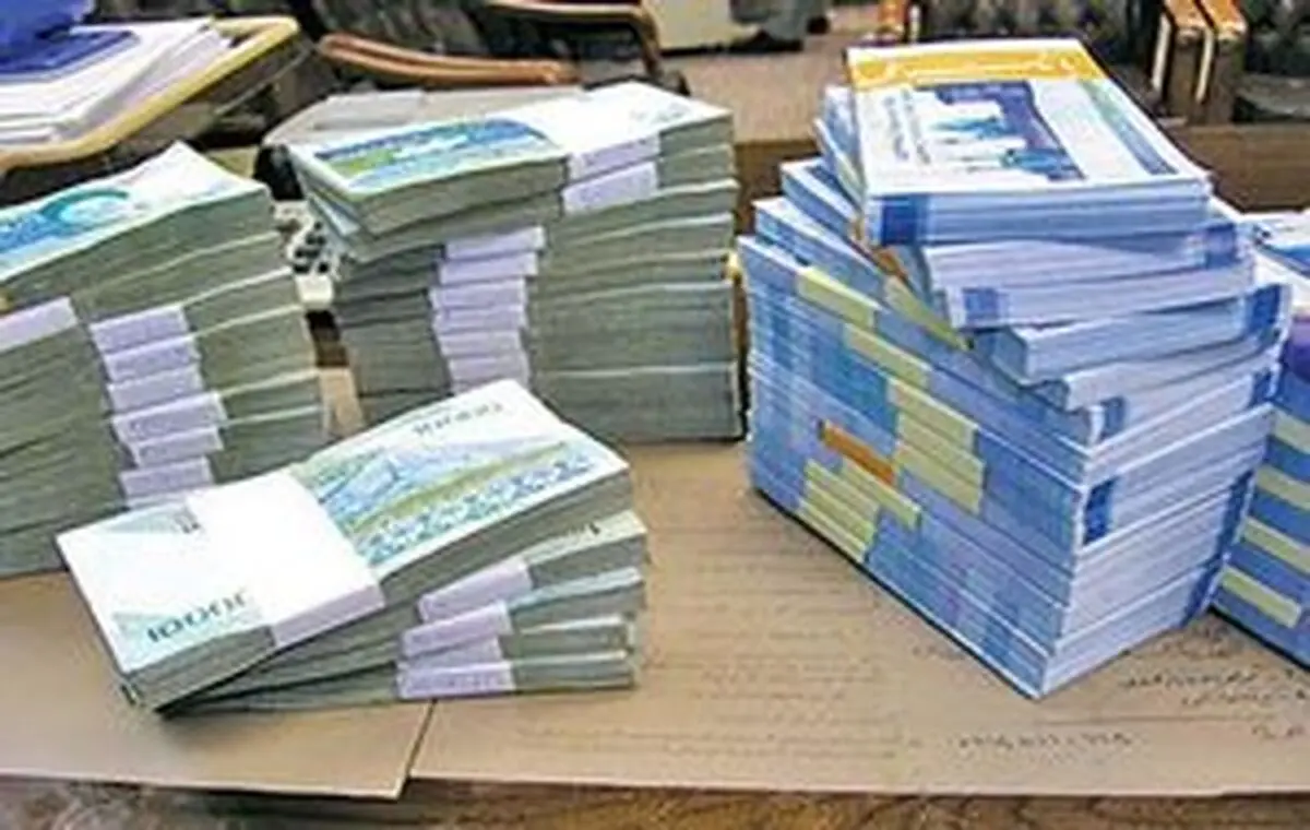 سیاست‌های دولت، تضعیف پول ملی است