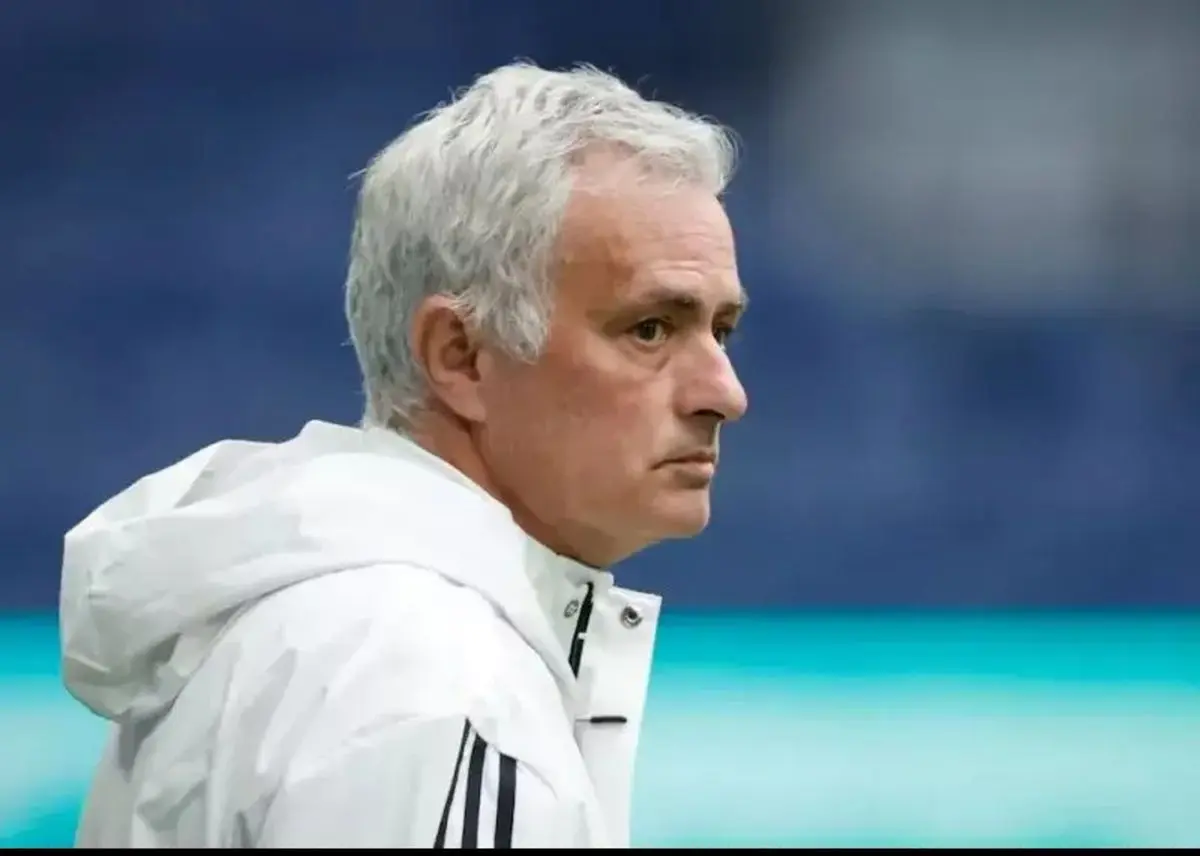 سرمربی بنفیکا سکوتش را شکست