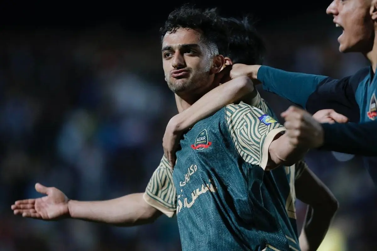 توافق مجتبی فخریان با پرسپولیس 