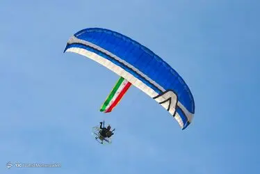 13444059_718