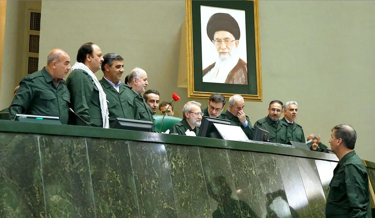 واکنش ها به اقدام خصمانه آمریکا علیه سپاه/ نمایندگان مجلس سپاهی شدند