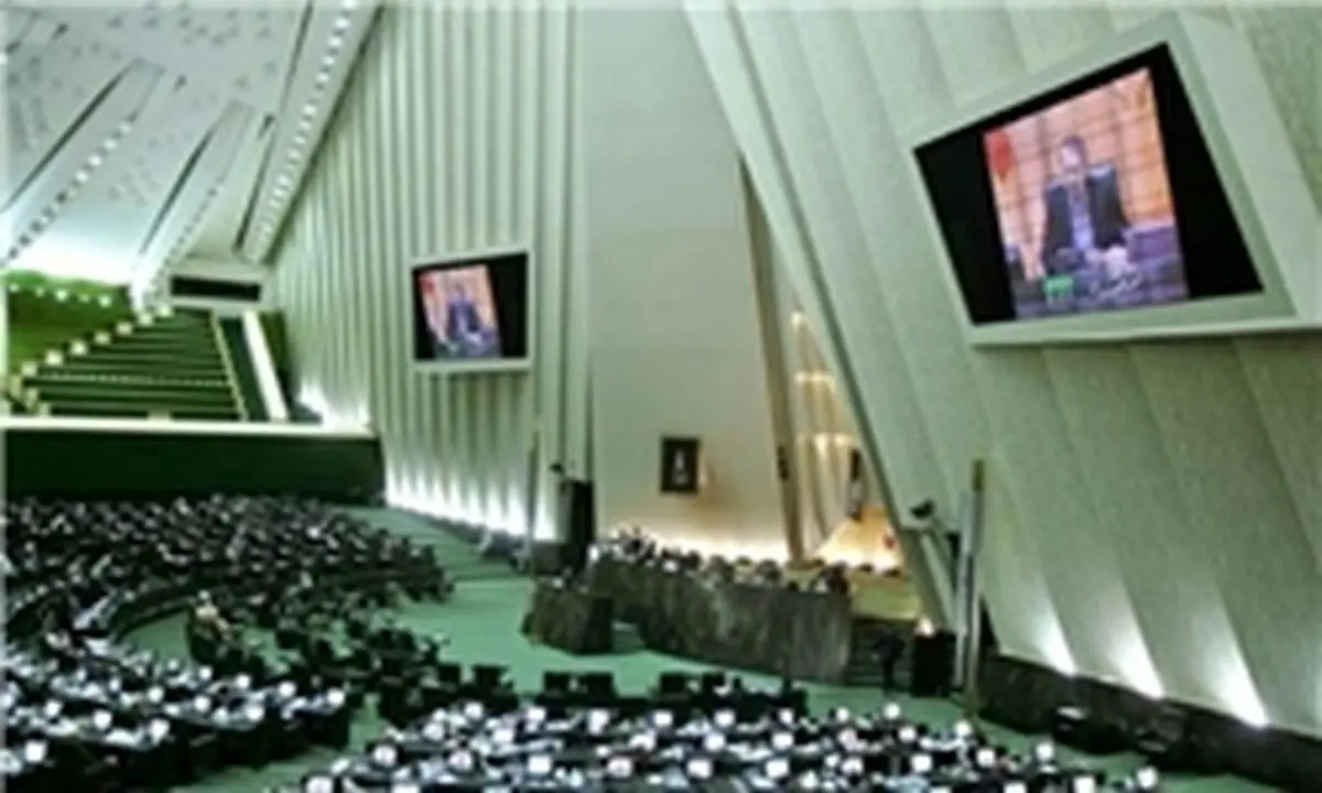 ممانعت از ادامه تذکر کریمی‌قدوسی در صحن علنی