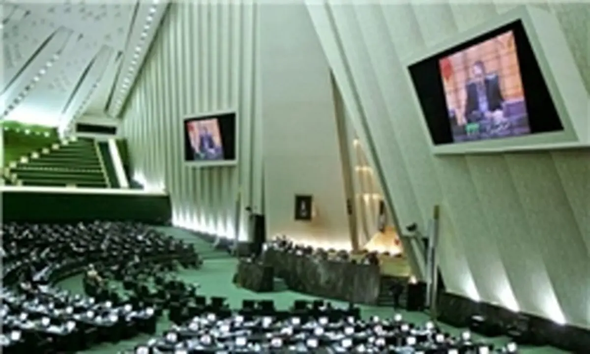 ممانعت از ادامه تذکر کریمی‌قدوسی در صحن علنی