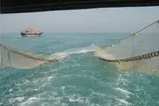 
توقف دو فروند قایق صیادی
