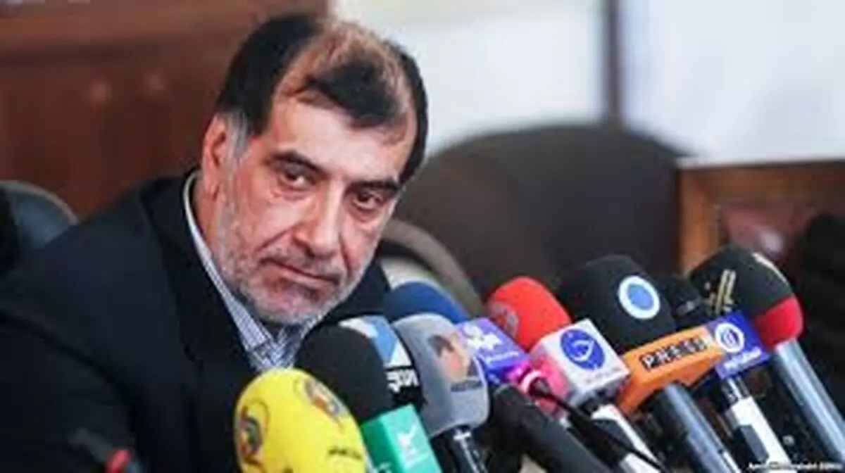 دعای محمدرضا باهنر برای احمدی نژاد