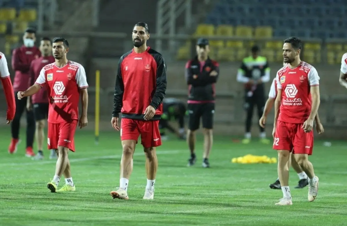اتهام جنجالی هواداران پرسپولیس به سوشا مکانی/ دعوا بالا گرفت!