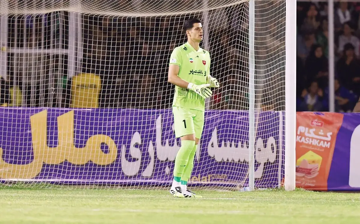 پیام نیازمند ناراحت شد؛ مذاکره پرسپولیس با محمدرضا اخباری جنجالی شد