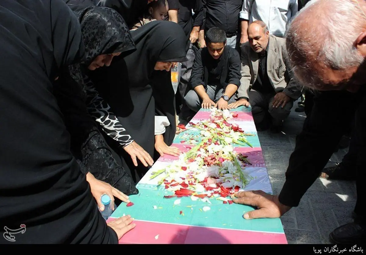  پیکر شهید عبدالغفور کاظمی پس از ۳۴ سال به زادگاهش بازگشت 