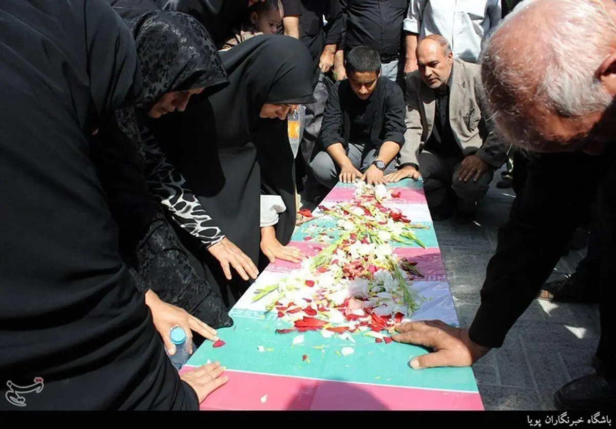  پیکر شهید عبدالغفور کاظمی پس از ۳۴ سال به زادگاهش بازگشت 