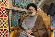 امت مسلمان با حضور در نماز عید فطر به امامت رهبر انقلاب، تبعیت از ایشان را به جهان نشان می دهند