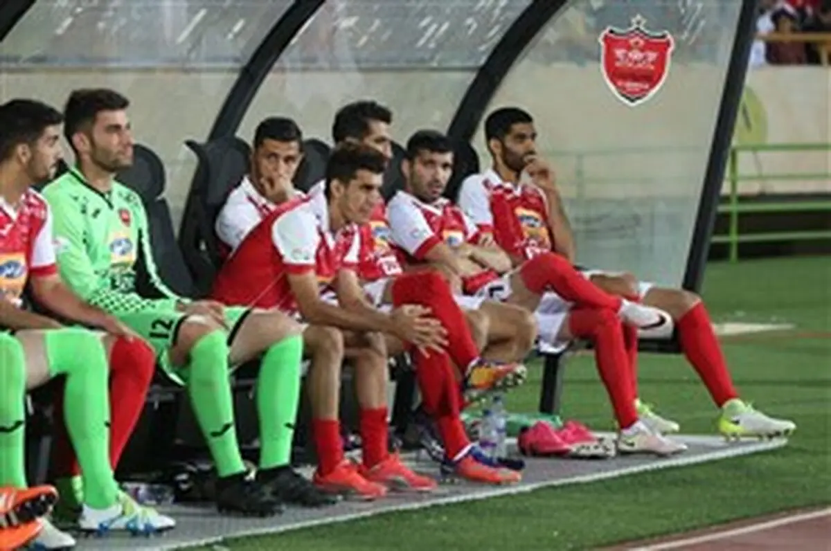  پرسپولیس از بار غم استقلال کم کرد  