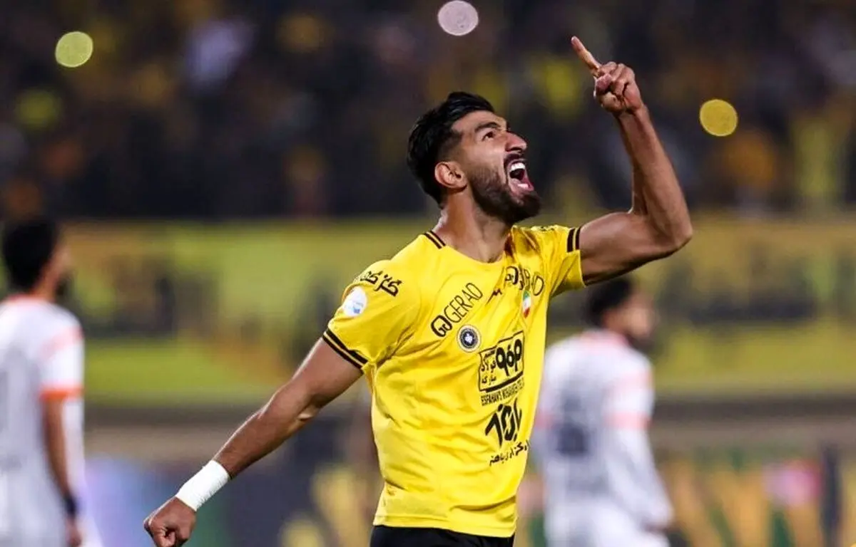 جنگ نقل و انتقالاتى در پى اقدام مدیران پرسپولیس در مذاکره با مغانلو
