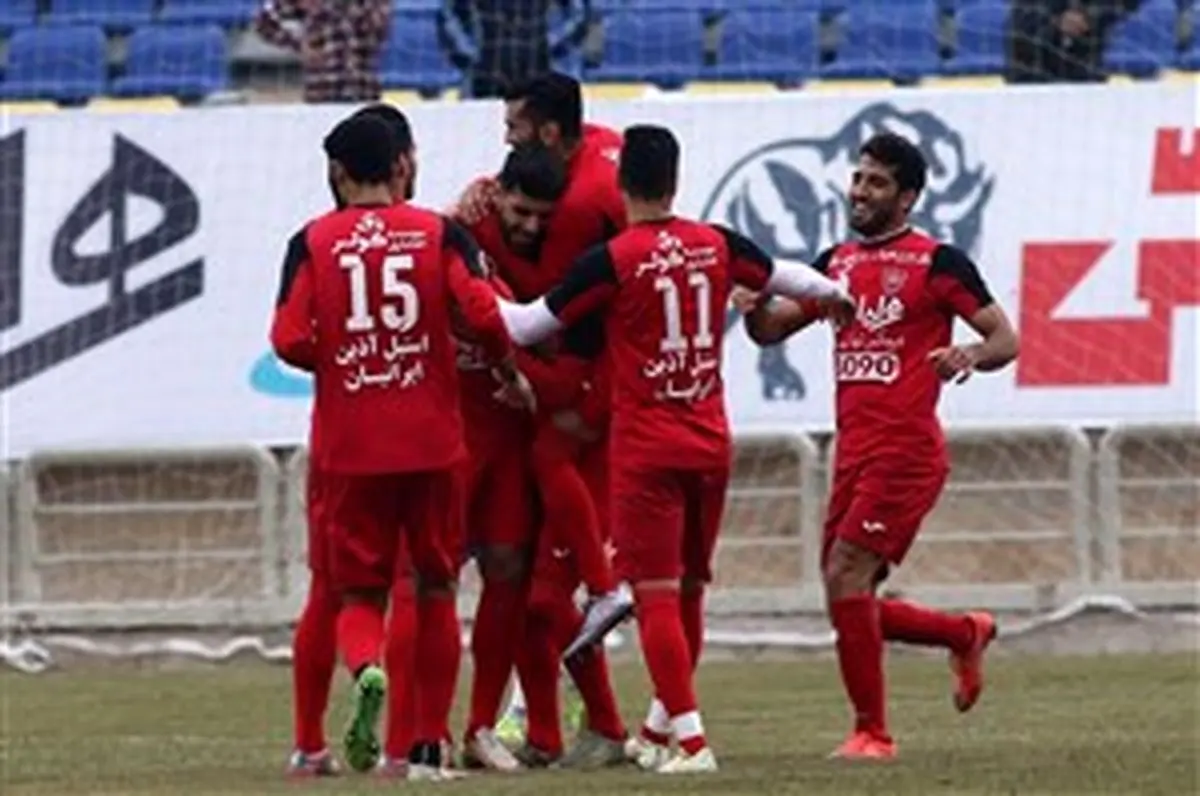 برترى دو گله پرسپولیس برابر پارس