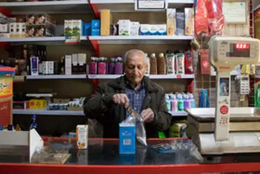 شاغلان بالای ۸۰ سال عاشق حرفه و کار خود هستند!