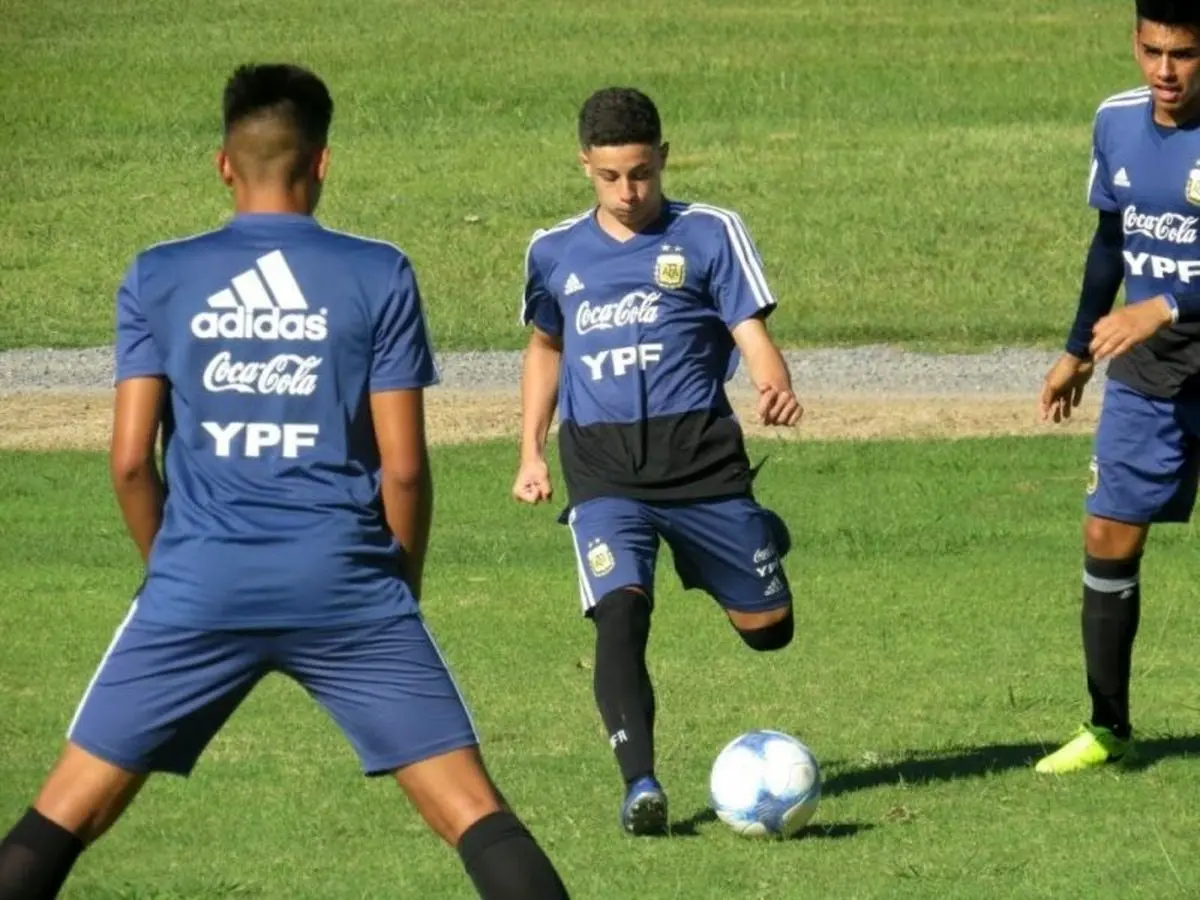 
بارسلونا مروارید 18ساله فوتبال آرژانتین را شکار کرد
