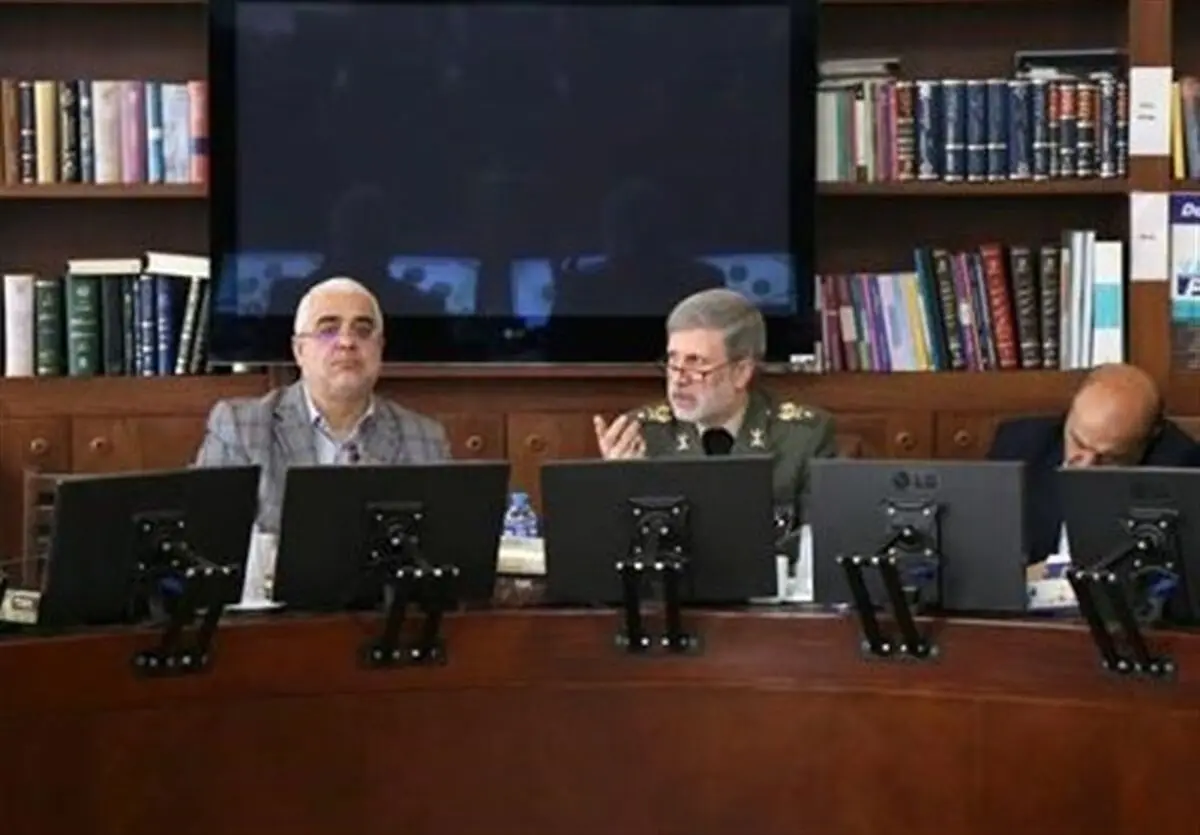 امیرحاتمی: باهرگونه تجاوز با قدرت مقابله می‌کنیم