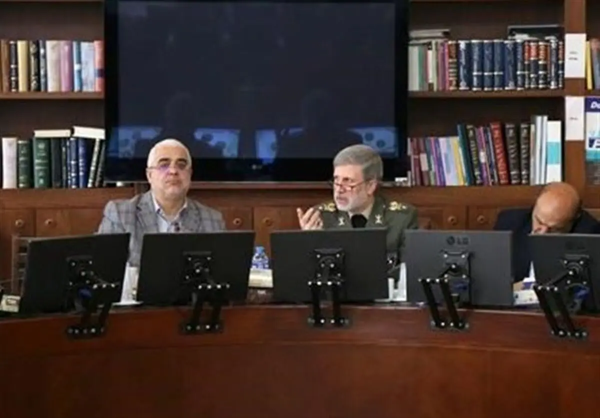 امیرحاتمی: باهرگونه تجاوز با قدرت مقابله می‌کنیم